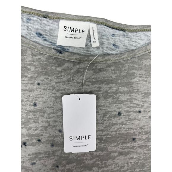 Simple By Suzanne Betro Womens Round Neck Short Sleeve Gray Top Size 2X - Picture 3 of 3